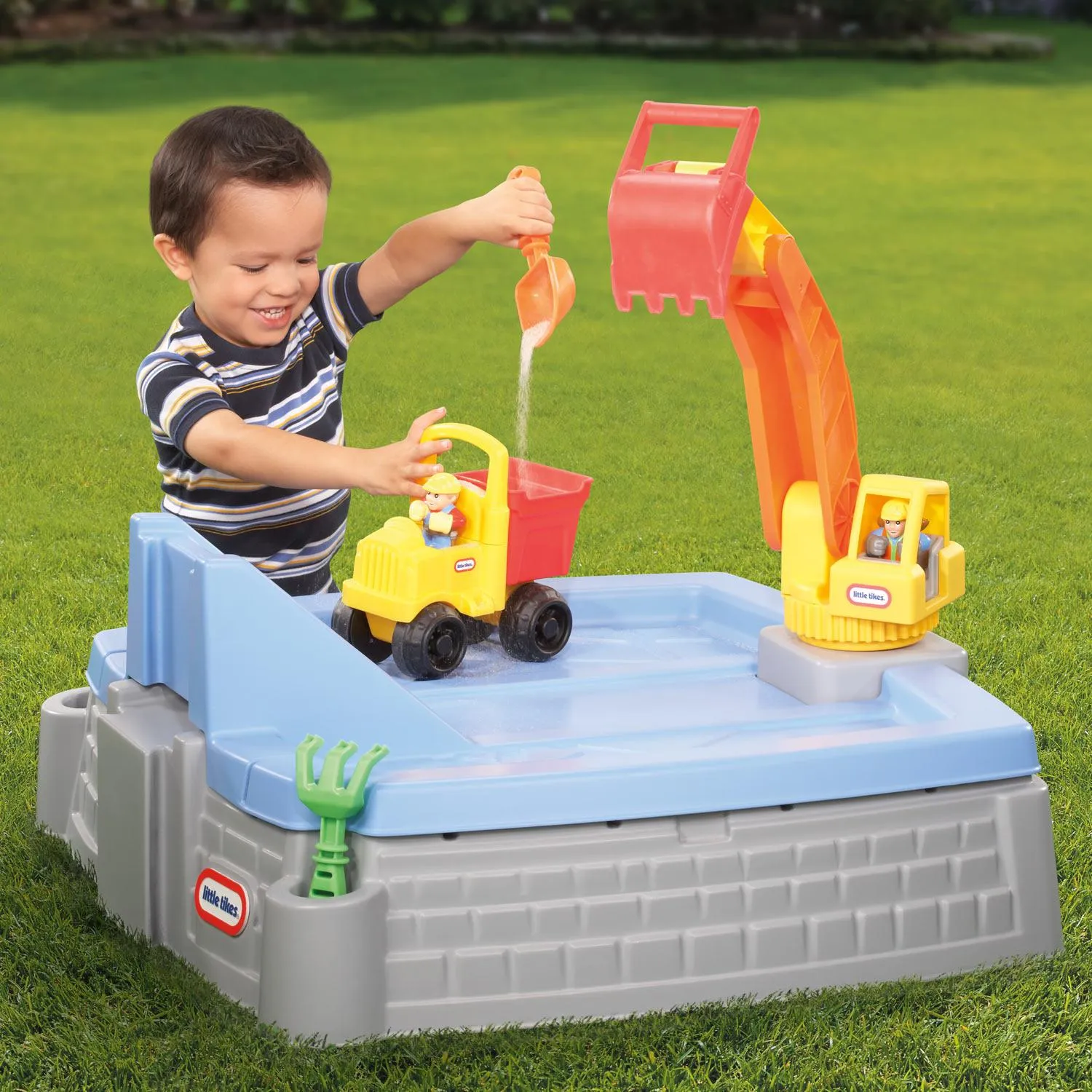 Big Digger Sandbox with Crane and Lid