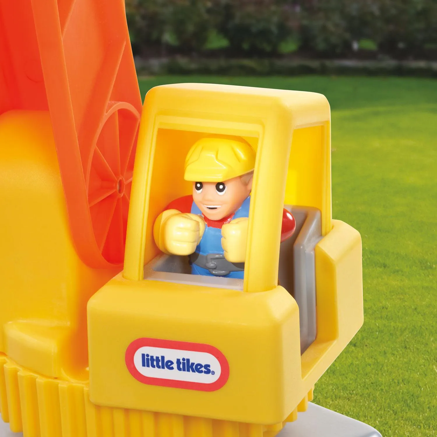 Big Digger Sandbox with Crane and Lid