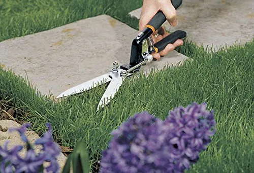 Fiskars 78206935J Power-Lever Grass Shears, Small, Black