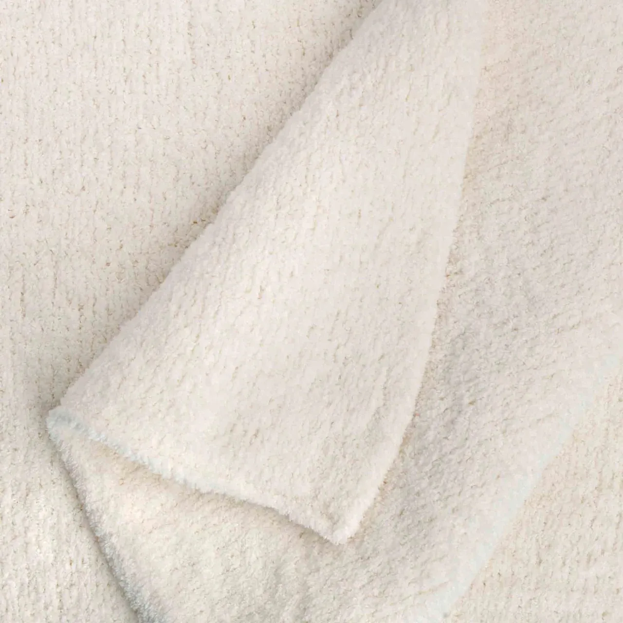 Kashwere Ultra Plush Creme Cloud Queen Blanket